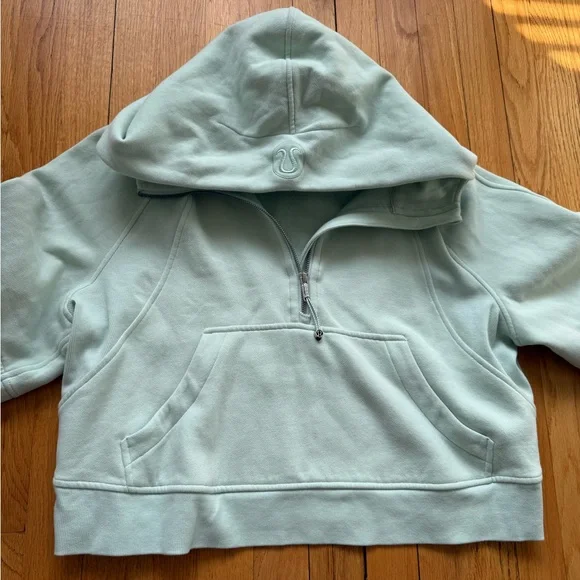 Mint Green Lululemon Scuba - Picture 2 of 6